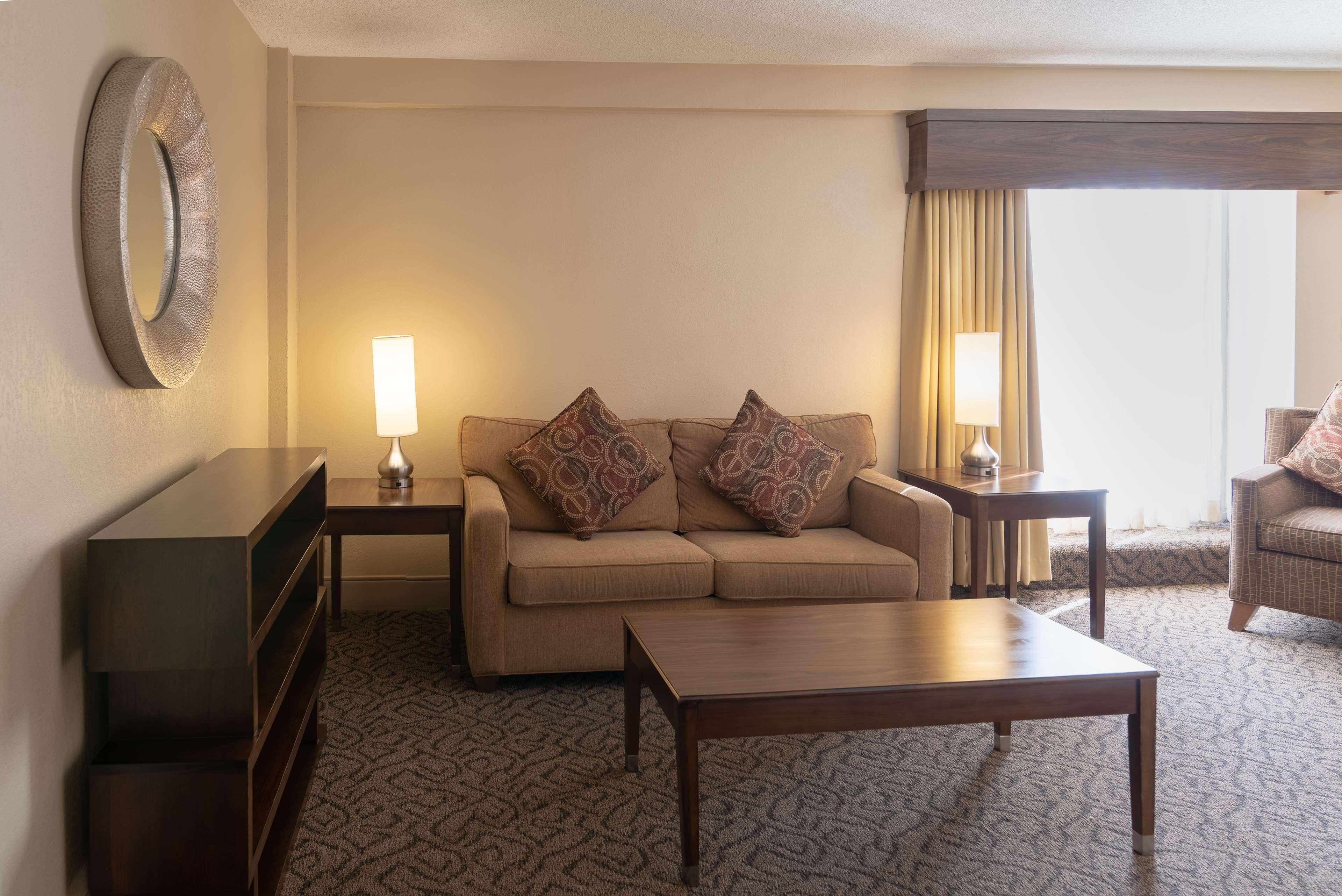 ดับเบิ้ลทรี บาย ฮิลตัน นอร์โฟล์ค แอร์พอร์ต Hotel นอร์ฟอล์ก ภายนอก รูปภาพ