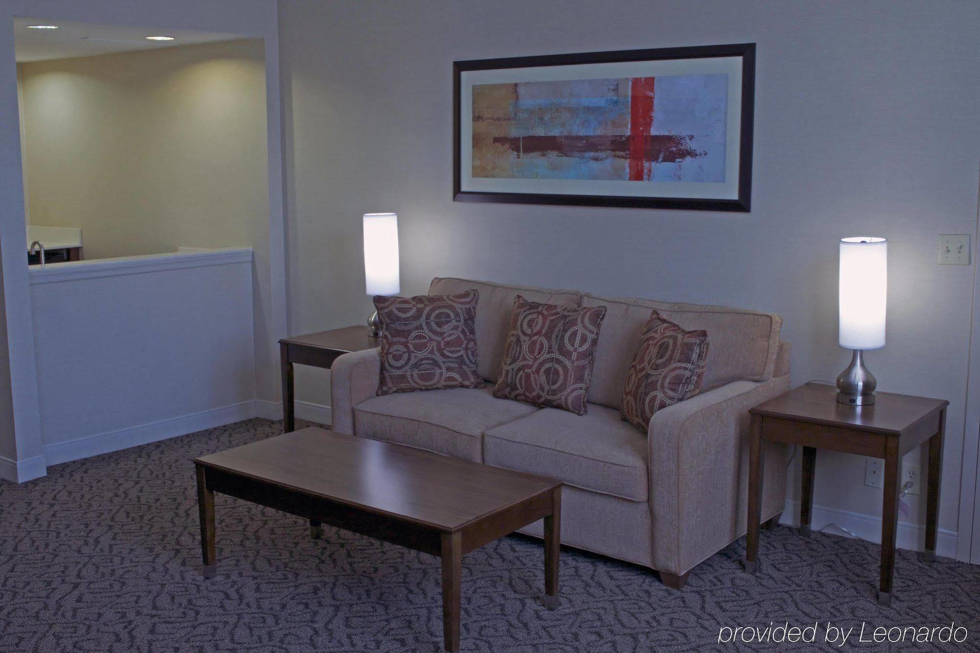 ดับเบิ้ลทรี บาย ฮิลตัน นอร์โฟล์ค แอร์พอร์ต Hotel นอร์ฟอล์ก ภายนอก รูปภาพ